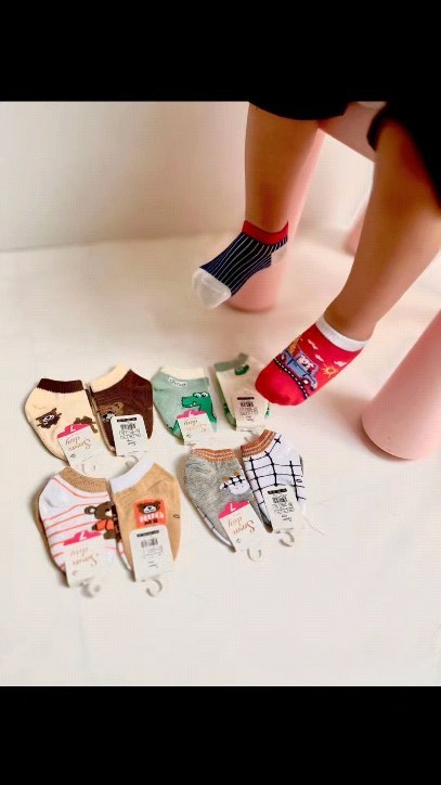 سلام! می‌توانید یک سناریو پنج دقیقه‌ای برای تولید محتوای در